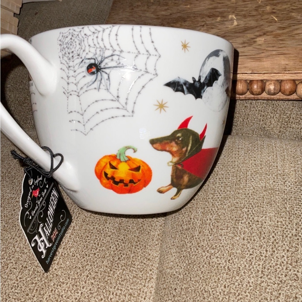 Halloween Coffee Cup, Adorable Spooky Dogs in costumes, pumpkins NWT - Picture 3 of 10